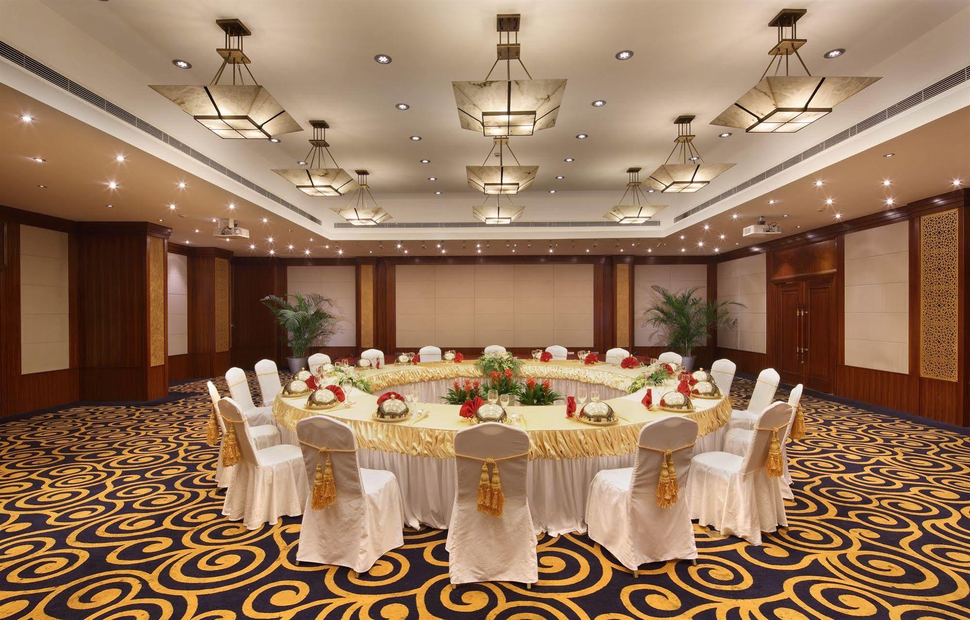 Shanghai Hotel Jin Jiang Exterior foto