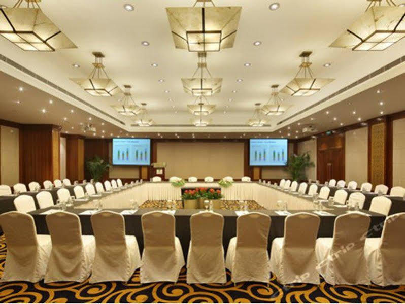 Shanghai Hotel Jin Jiang Exterior foto